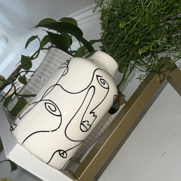 beautiful vase  picasso vase new in packaging - Picture 4 of 10